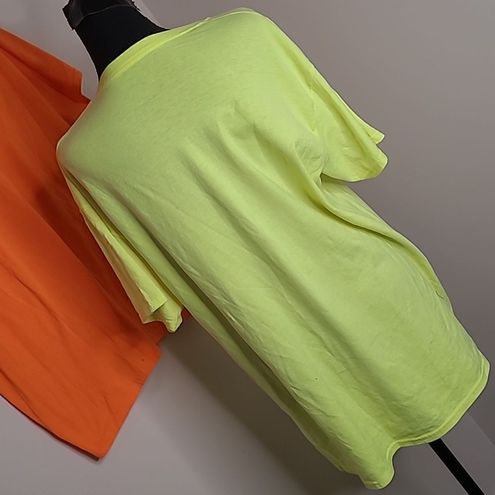 Fruit of the Loom platinum, bundle of 2 t-shirts, 1 orange, 1 yellow sz L/G - Picture 3 of 7